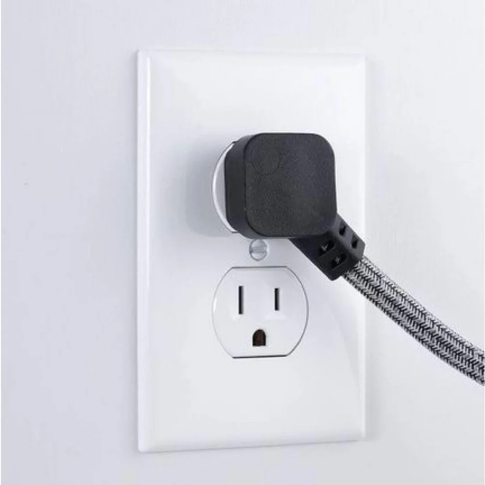 Leviton 1-Gang Duplex Outlet Wall Plate Cover, White
